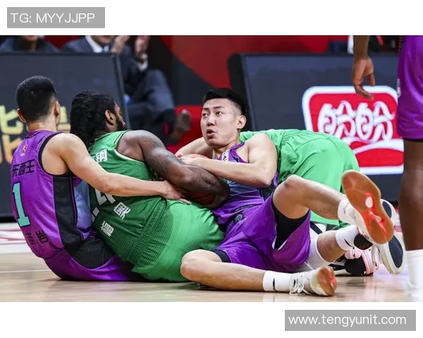 王芳专访：探寻排球背后的成功秘诀与奋斗历程