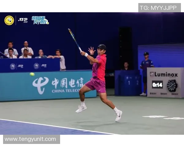 成都网球队在大师赛中的耐力考验与精彩表现分析